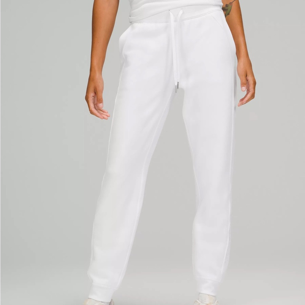 Lululemon White Scuba Jogger